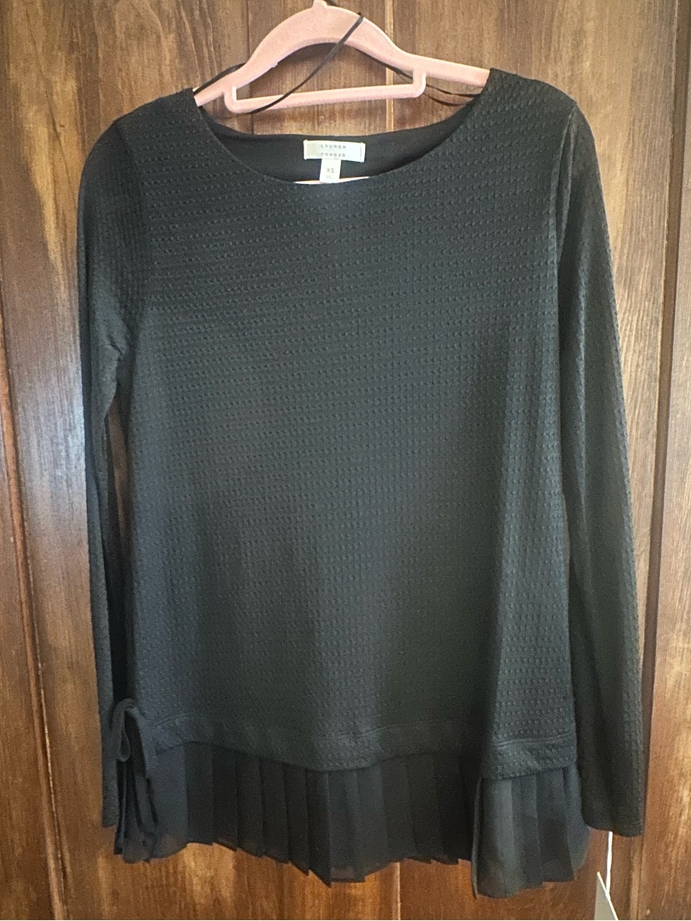 LC Lauren Conrad Black Textured Knit Long Sleeve Top